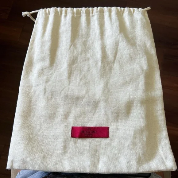 Valentino Black Slip-On Women’s Shoes - Picture 7 of 8